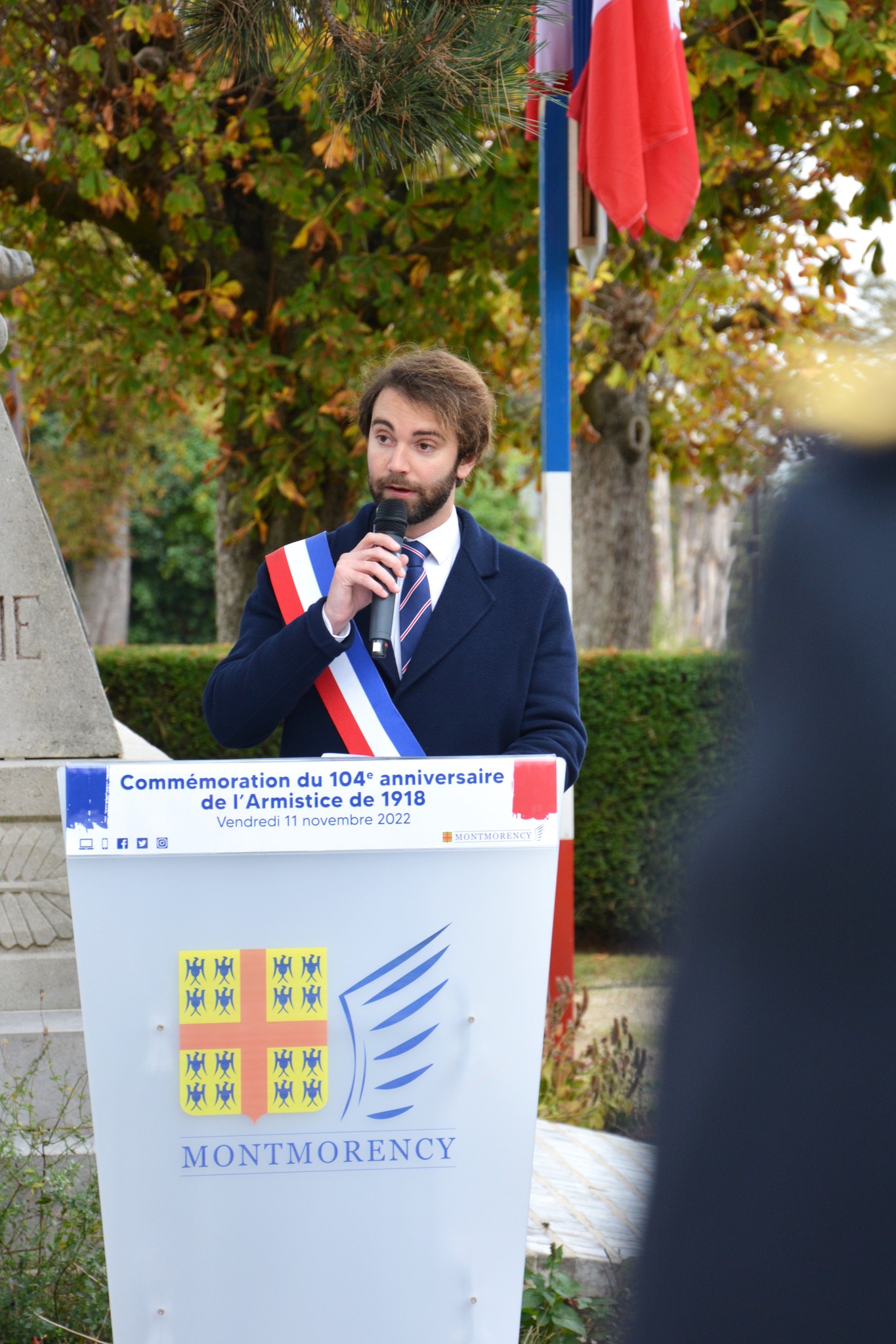 Le maire Maxime Thory durant la cérémonie du 11 novembre 2022 à Montmorency