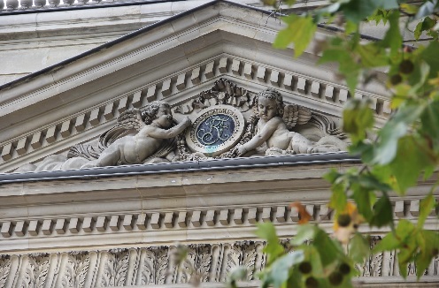 Fronton de l'Hôtel de ville