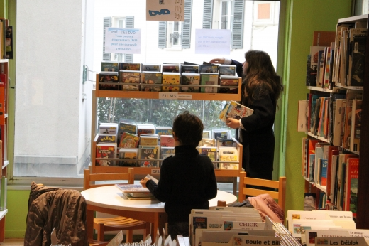 Une salle de la bibliothèque de Montmorency