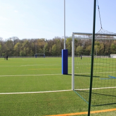 Le nouveau terrain synthétique du Parc des Sports