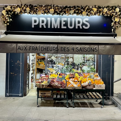 Aux Fraîcheur des 4 Saisons, 1er prix de la plus belle vitrine décorée