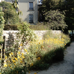 Le jardin et la Maison des Commères