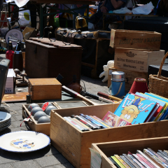 mobilier exposé lors de la brocante