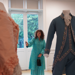 L'étoffe des Lumières. Vêtements et accessoires au XVIIIe siècle