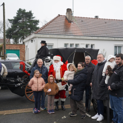 Tour du Père Noël en calèche