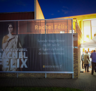 Dévoilement de la plaque nominative du Centre culturel Rachel Félix